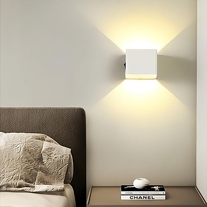 ZenBeam | Wandlamp met Bewegingssensor | Stijlvol & Functioneel